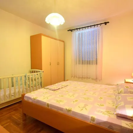 Petrovic Lägenhet Malinska