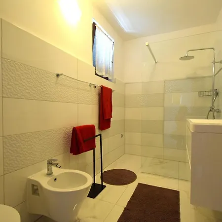 Petrovic Apartment Malinska